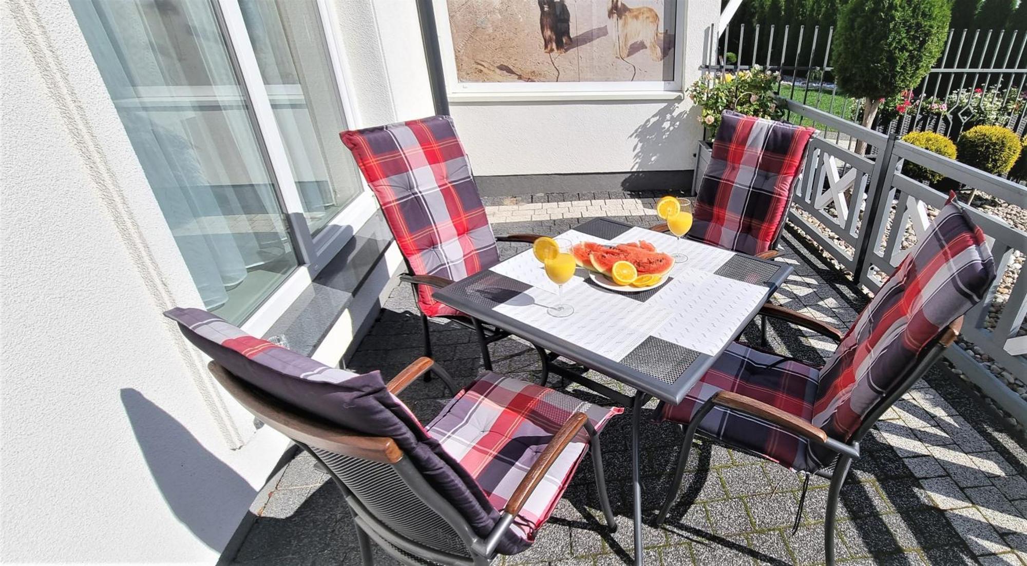 Apartamenty Dzemejra - Jumeirah Darlowo Luaran gambar